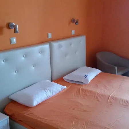 호텔 Porto Marina 고우비아